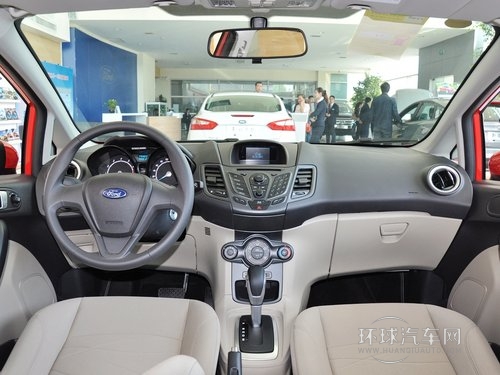 長安福特  三廂 1.5L DCT 中控臺整體