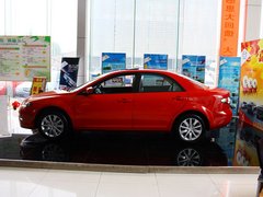 一汽馬自達  2.0L 自動 車輛左正側視角
