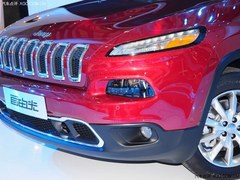 上海車展 Jeep自由光攜9速變速箱登場
