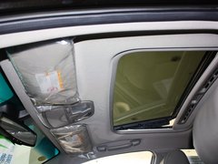 雪佛蘭  1.8L 手動 車頂內(nèi)部特寫