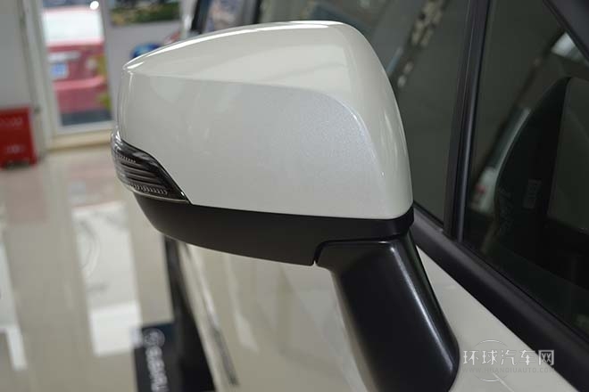 2014款2.0i豪華版