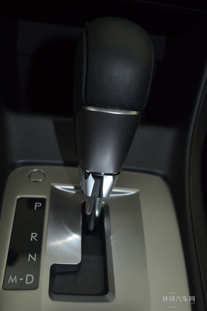 2014款2.0i豪華版