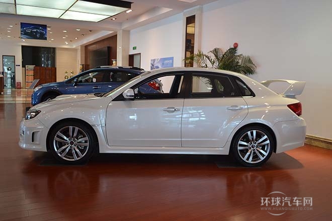 2014款2.5T WRX STI三廂