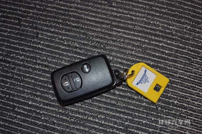 2013款自動擋基本版