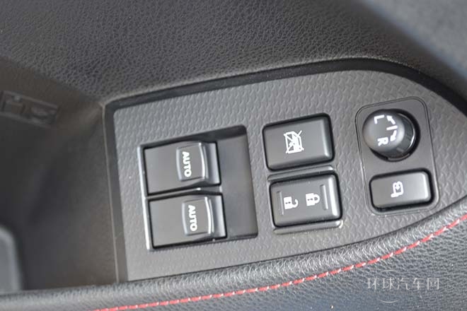 2013款自動擋基本版