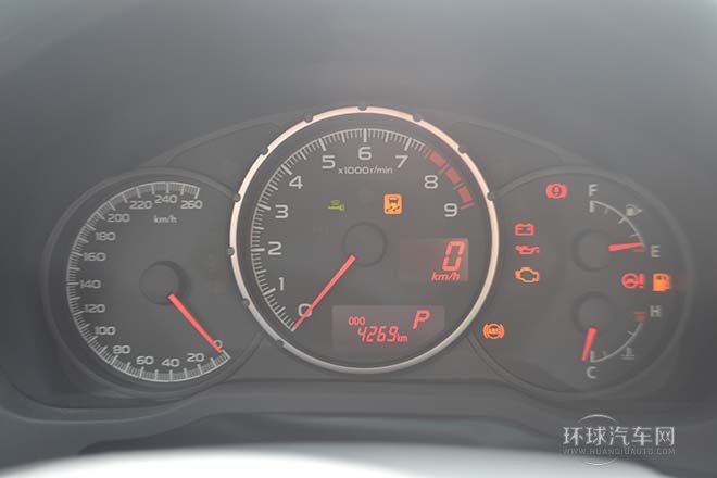 2013款自動(dòng)擋基本版