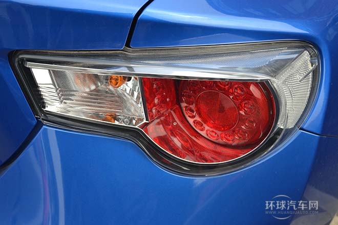 2013款自動擋基本版