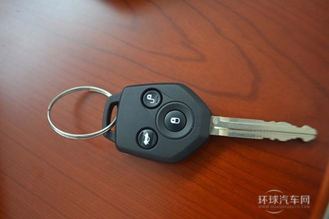 2014款2.0i自動豪華版