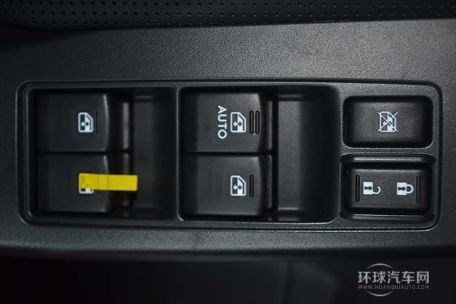 2014款2.5i自動精英版