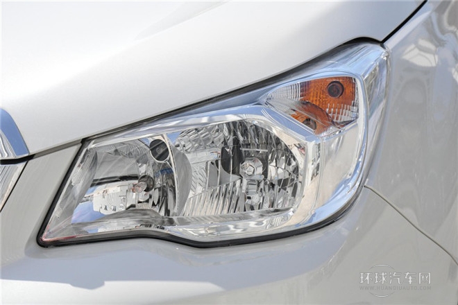 2013款 2.0i 手動豪華版