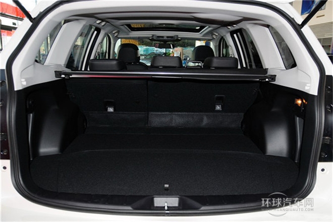 2013款 2.0i 自動豪華版