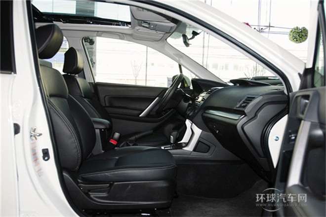 2013款 2.0i 自動豪華版