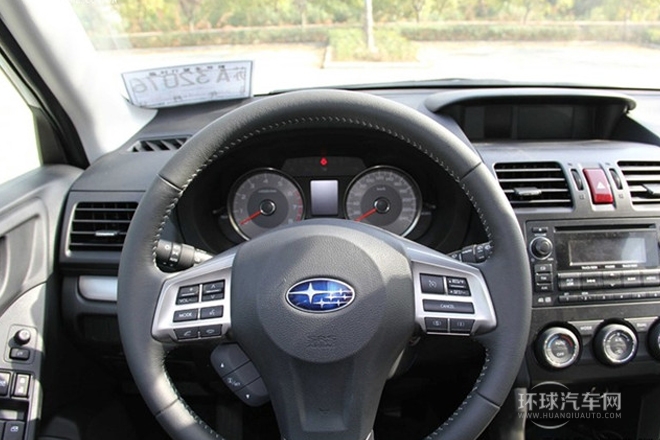 2013款 2.5i 自動豪華版