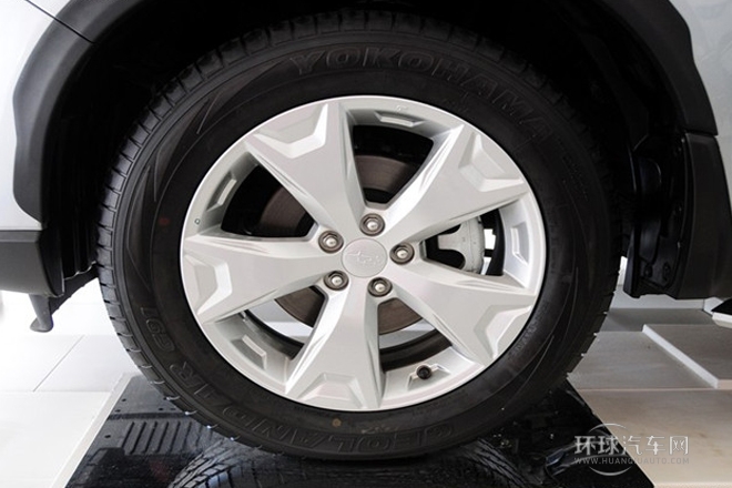 2013款 2.5i 自動豪華導航版