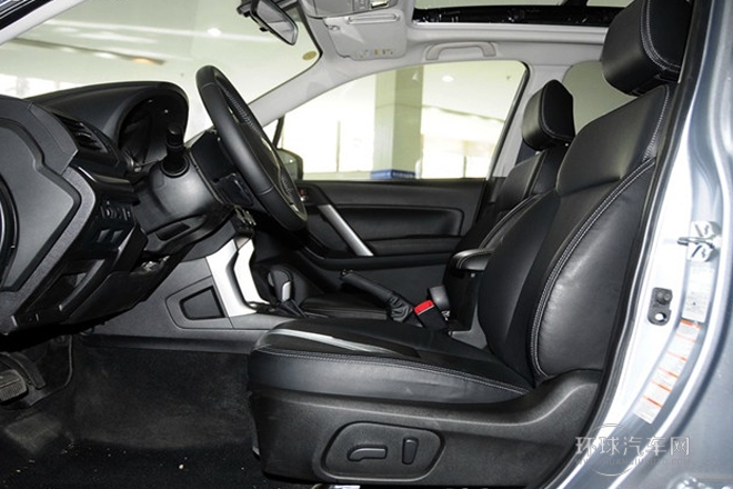 2013款 2.5i 自動豪華導航版