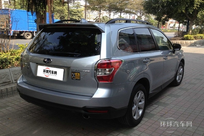 2013款 2.5i 自動豪華導航版