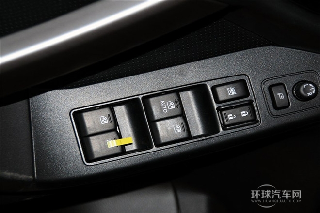 2013款 2.5i 自動精英導航版