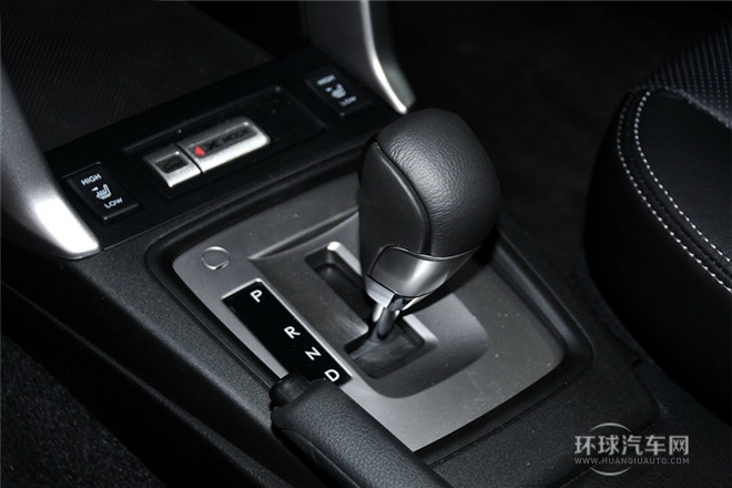 2013款 2.5i 自動精英導航版