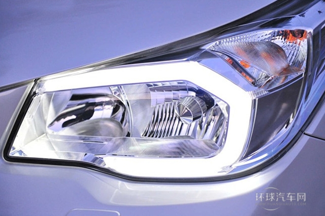 2013款 2.5i 自動尊貴版