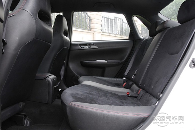 2011款 2.5T STI三廂