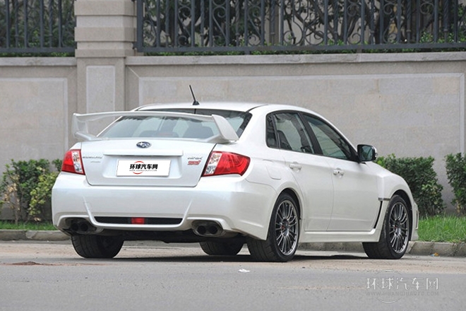 2011款 2.5T STI三廂