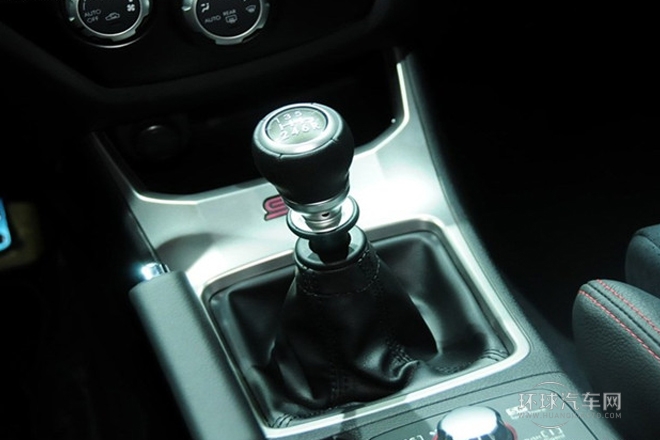 2014款 2.5T STI三廂