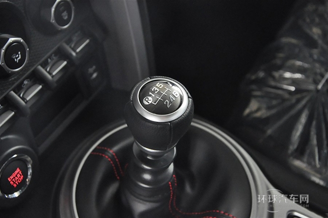 2013款 手動擋基本款