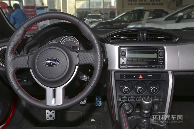 2013款 手動擋基本款