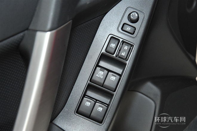 2013款 2.5i 自動(dòng)尊貴導(dǎo)航版