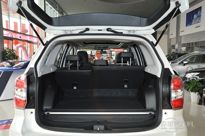 2013款 2.5i 自動尊貴導航版