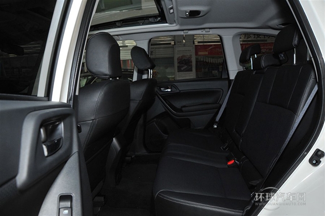 2013款 2.5i 自動尊貴導航版