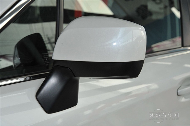 2013款 2.5i 自動尊貴導航版