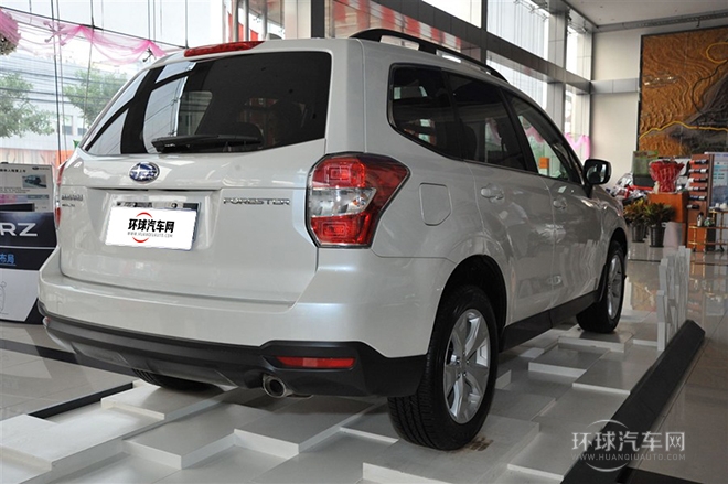 2013款 2.5i 自動尊貴導航版