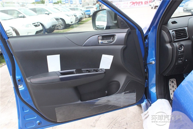 2012款 2.5T WRX STI三廂