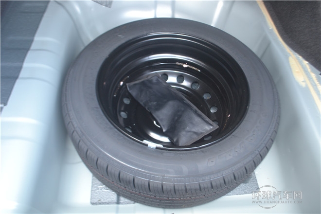 2014款1.6L自動尊貴型