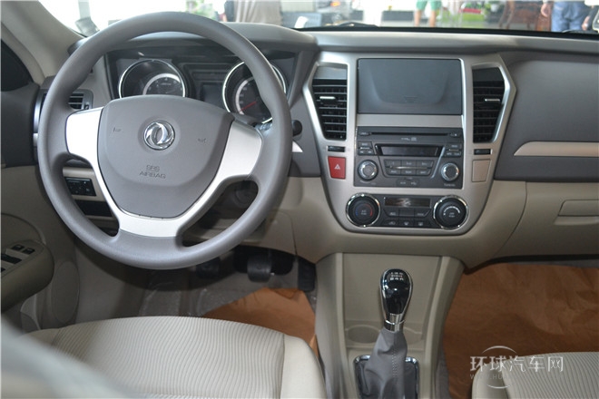 2014款1.6L手動豪華版