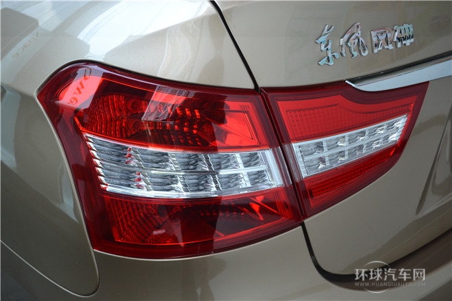 2014款1.6L手動豪華版