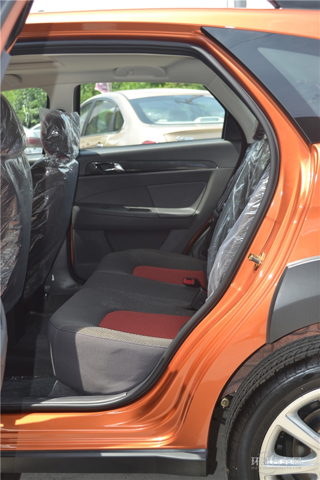 2014款Cross1.5L自動(dòng)尊逸型