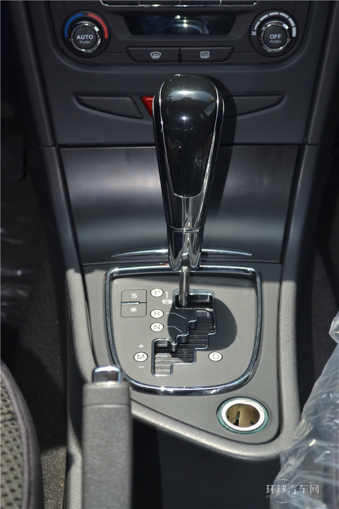 2014款Cross1.5L自動(dòng)尊逸型