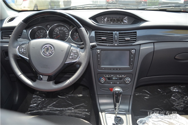 2014款Cross1.5L自動尊逸型