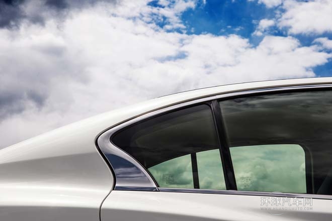 2014款2.0T豪華運動版