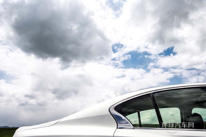 2014款2.0T豪華運動版