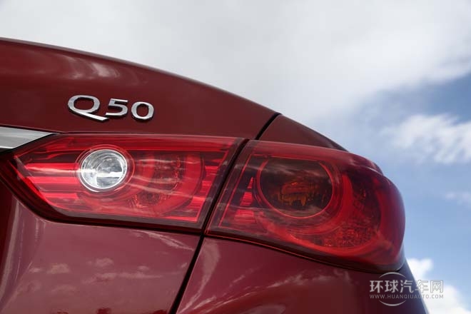 2014款2.0T豪華運(yùn)動(dòng)版