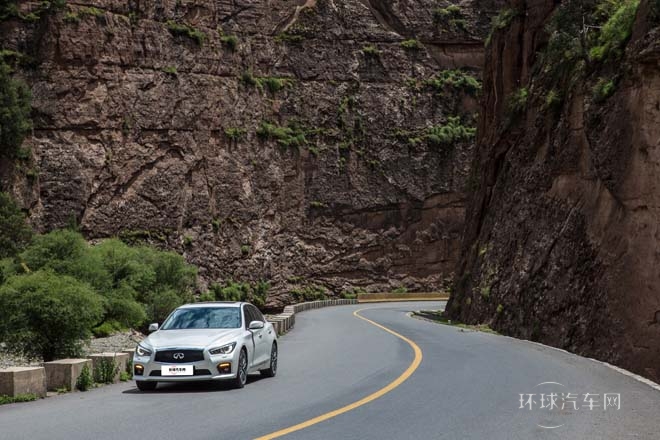 2014款2.0T豪華運動版