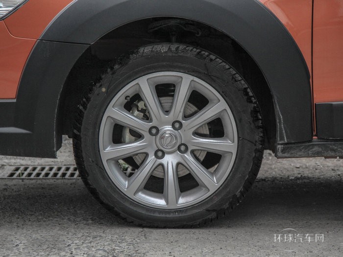 2014款 Cross 1.5L 自動(dòng)尊尚型