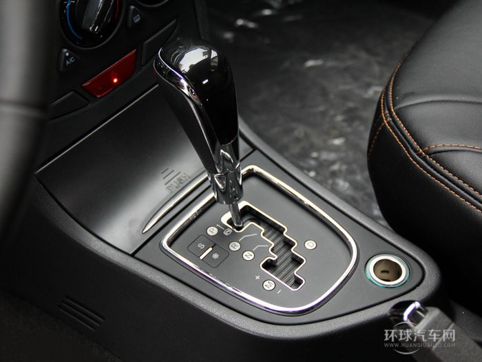 2014款 Cross 1.5L 自動尊尚型