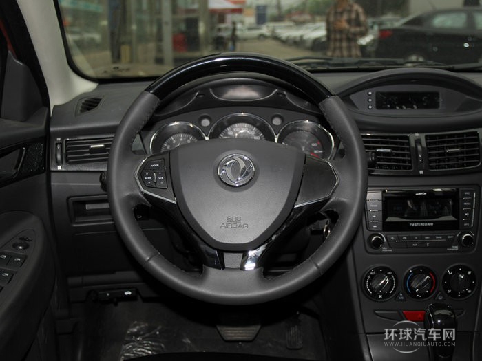 2014款 Cross 1.5L 自動尊尚型