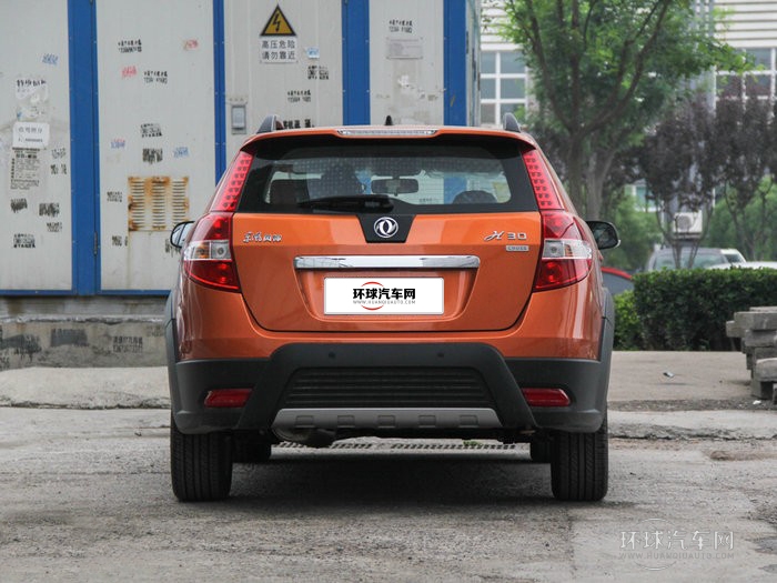 2014款 Cross 1.5L 自動尊尚型