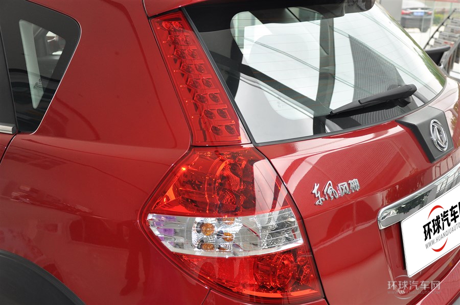 2014款 Cross 1.6L 手動尊逸型