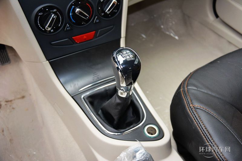 2014款 1.5L 手動尊雅型